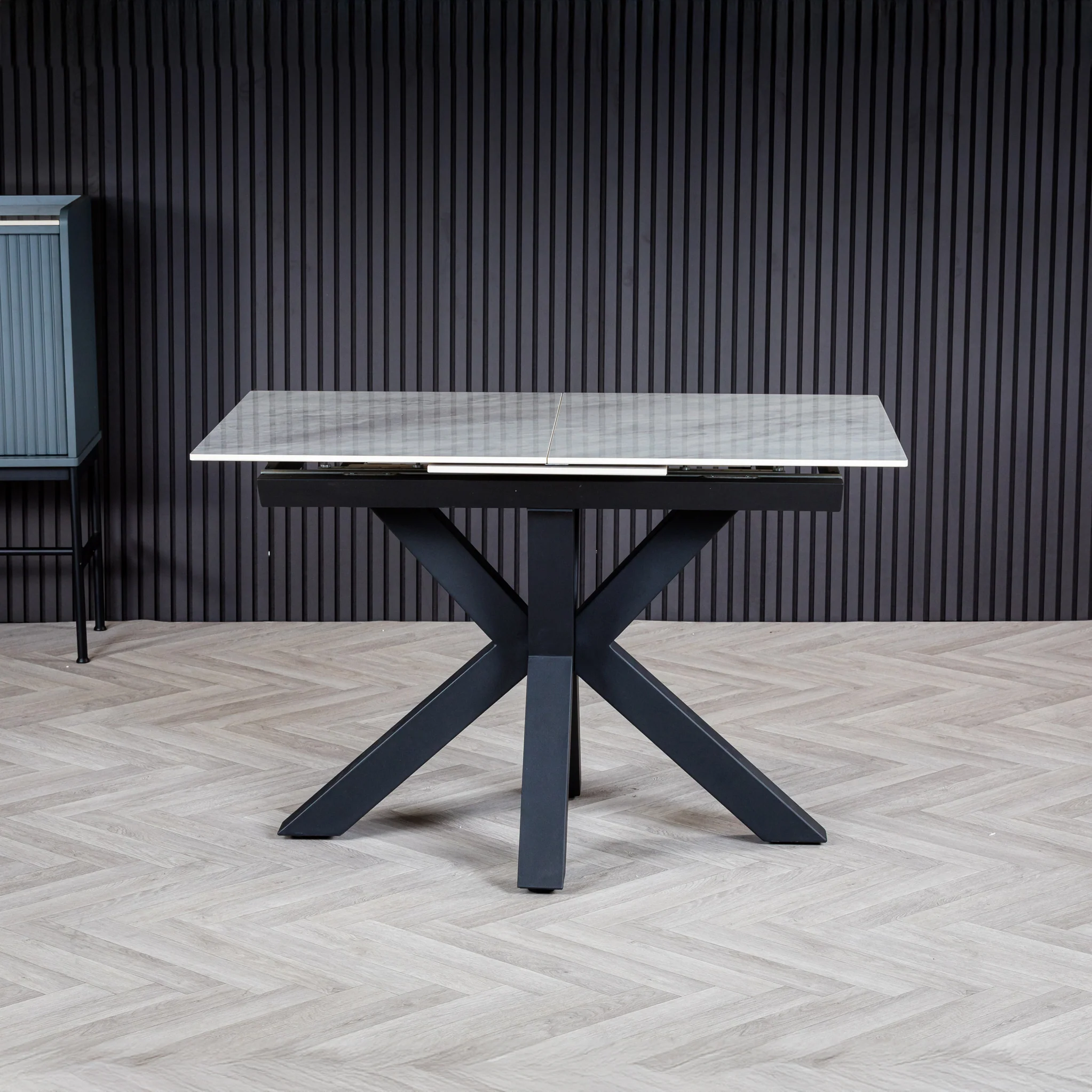 Cadley 140-180cm Extending Ceramic Dining Table - Image 3
