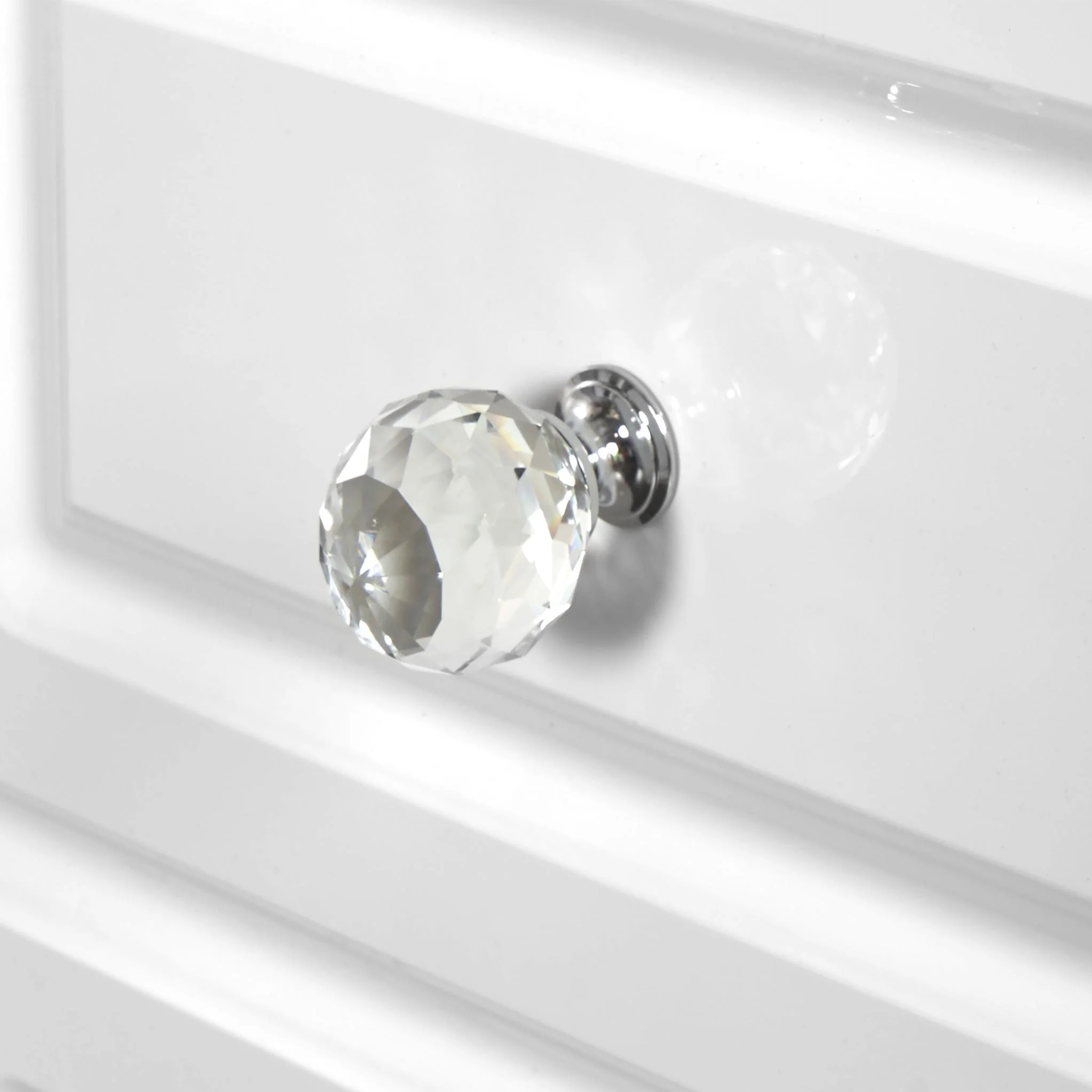 Kinsley White Gloss 3 Drawer Chest - Image 5