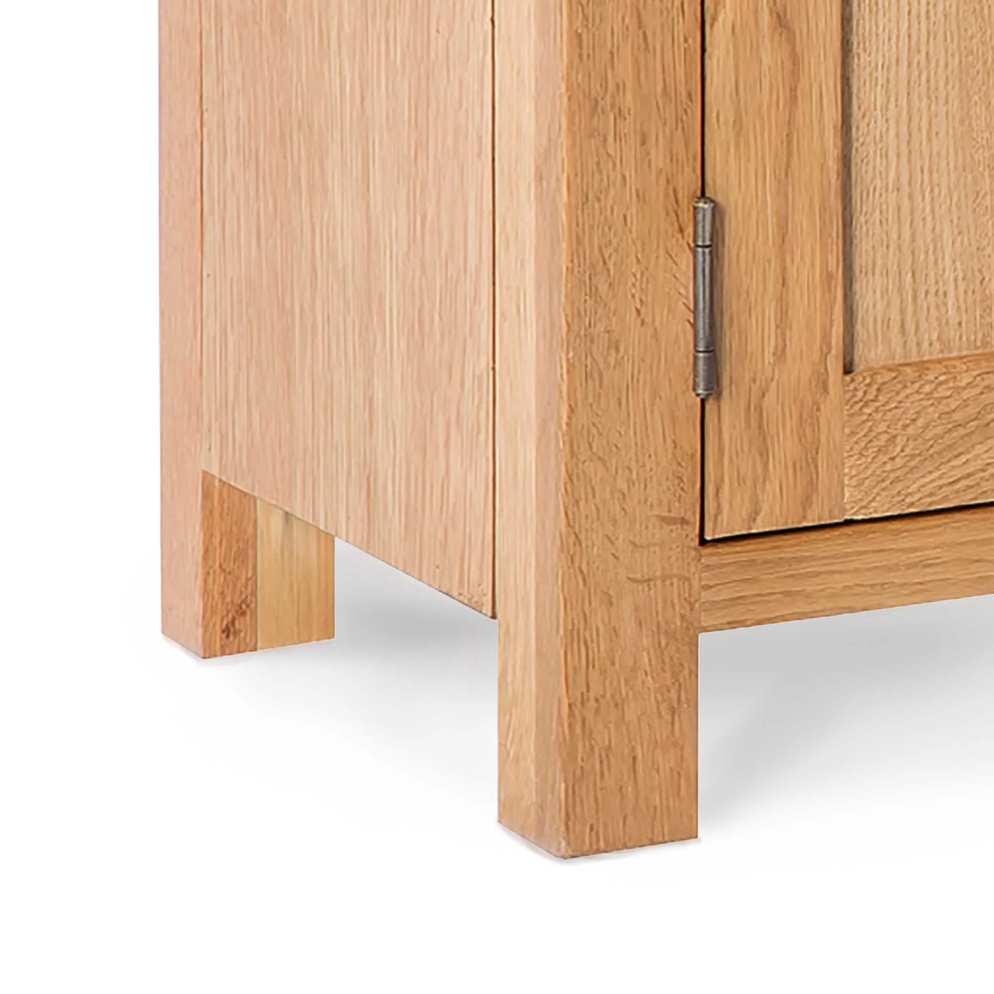 Surrey Oak 180cm Extra Wide TV Stand - Image 13